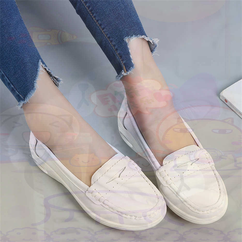 Tech Accessories For College - Sepatu Ukuran Besar Wanita Slip-On Lembut